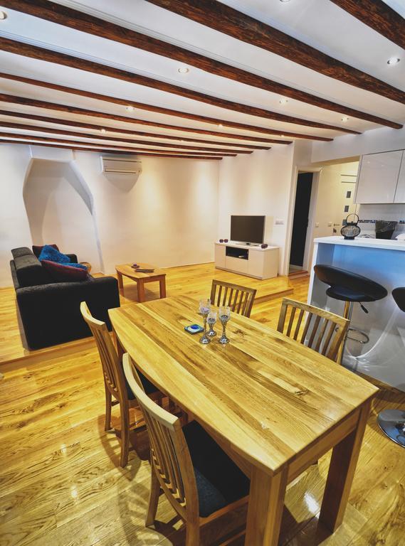 Apartment Sea View Ровінь Екстер'єр фото